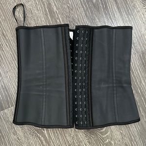 Waist Trainer